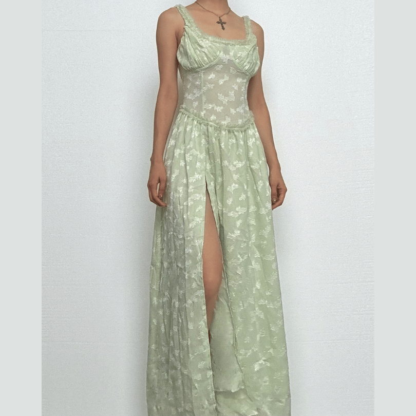 Sweetheart neck ruched textured ruffle cami maxi dress