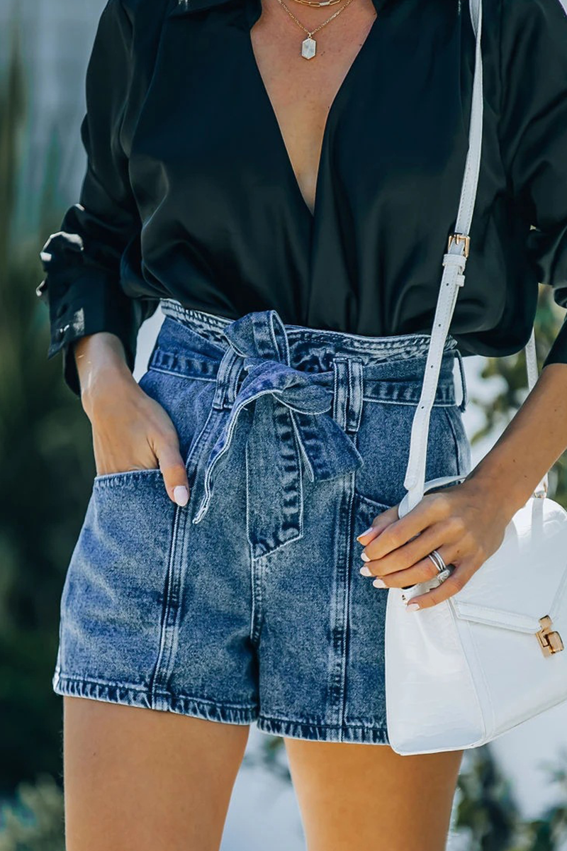Elegant Solid Pocket With Belt High Waist Denim Shorts