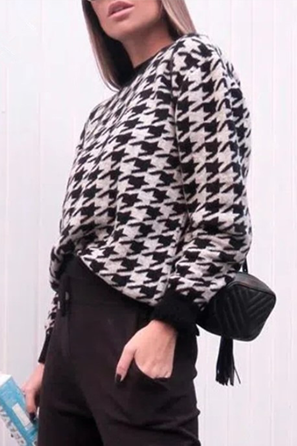 Fashion Street Geometric Patchwork Contrast O Neck Sweater(3 Colors)