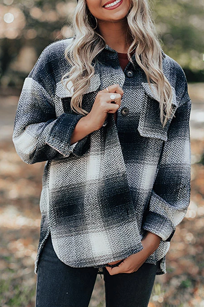 Casual Plaid Pocket Buckle Turndown Collar Outerwear(3 Colors)