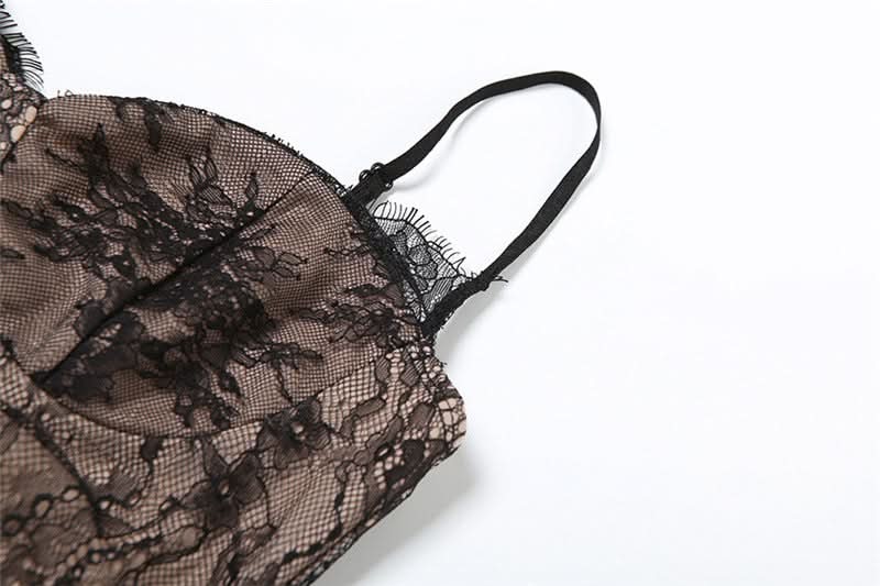 Sweetheart neck slit mesh lace cami maxi dress