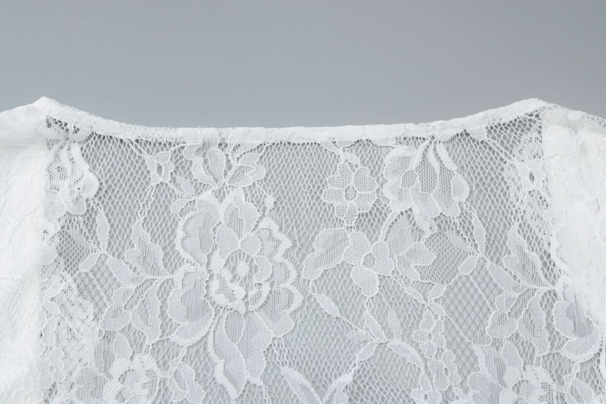 V neck long sleeve lace self tie top