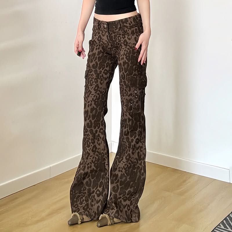 Leopard print pocket button low rise jeans