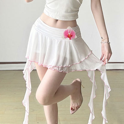 Flower applique mesh ruffle mini skirt