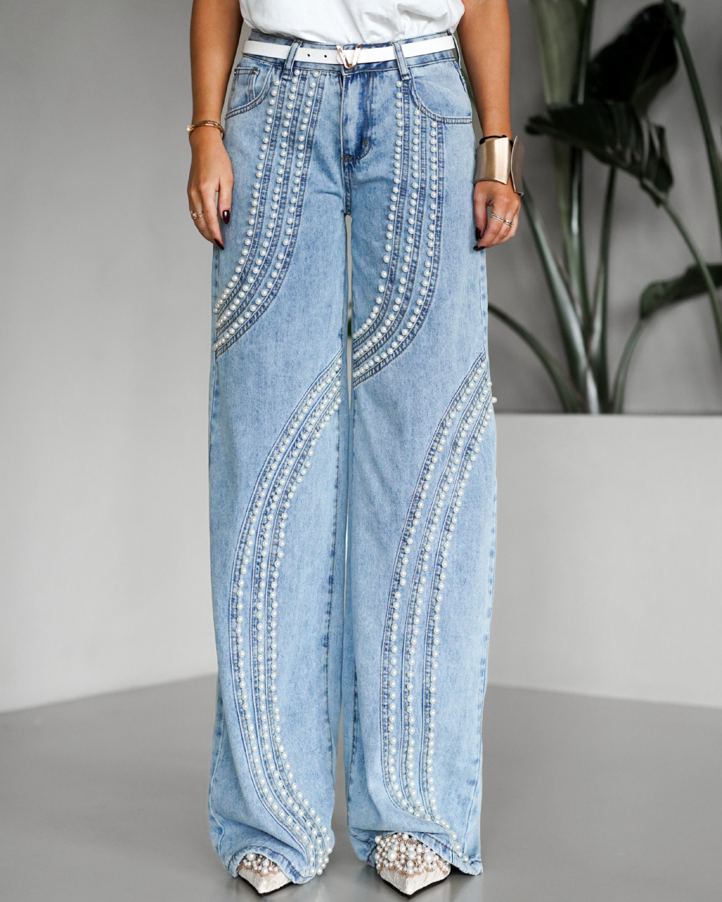 Ornament Trim Panelled Straight-Leg Jeans