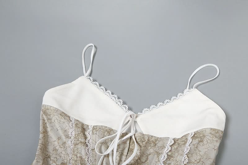 V neck lace hem self tie cami top