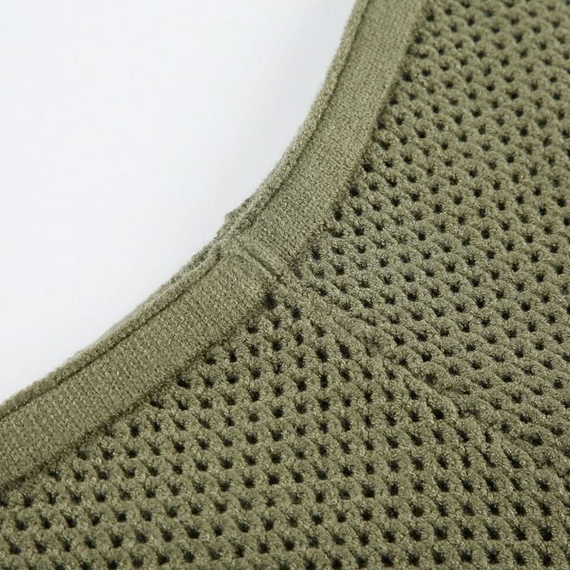 Knitted hollow out raw hem short pant