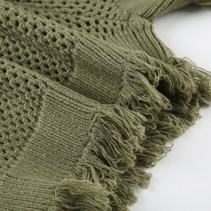 Knitted hollow out raw hem short pant