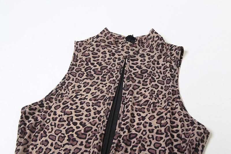 Hollow out zip-up leopard print crewneck jumpsuit