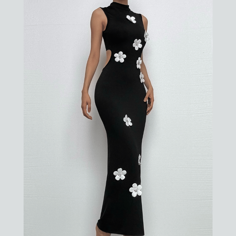 Sleeveless crewneck flower applique backless maxi dress