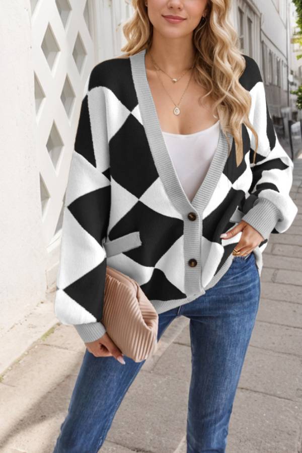 V-neck Diamond Stitching Contrast Color Loose Knitted Cardigan Jacket for Women