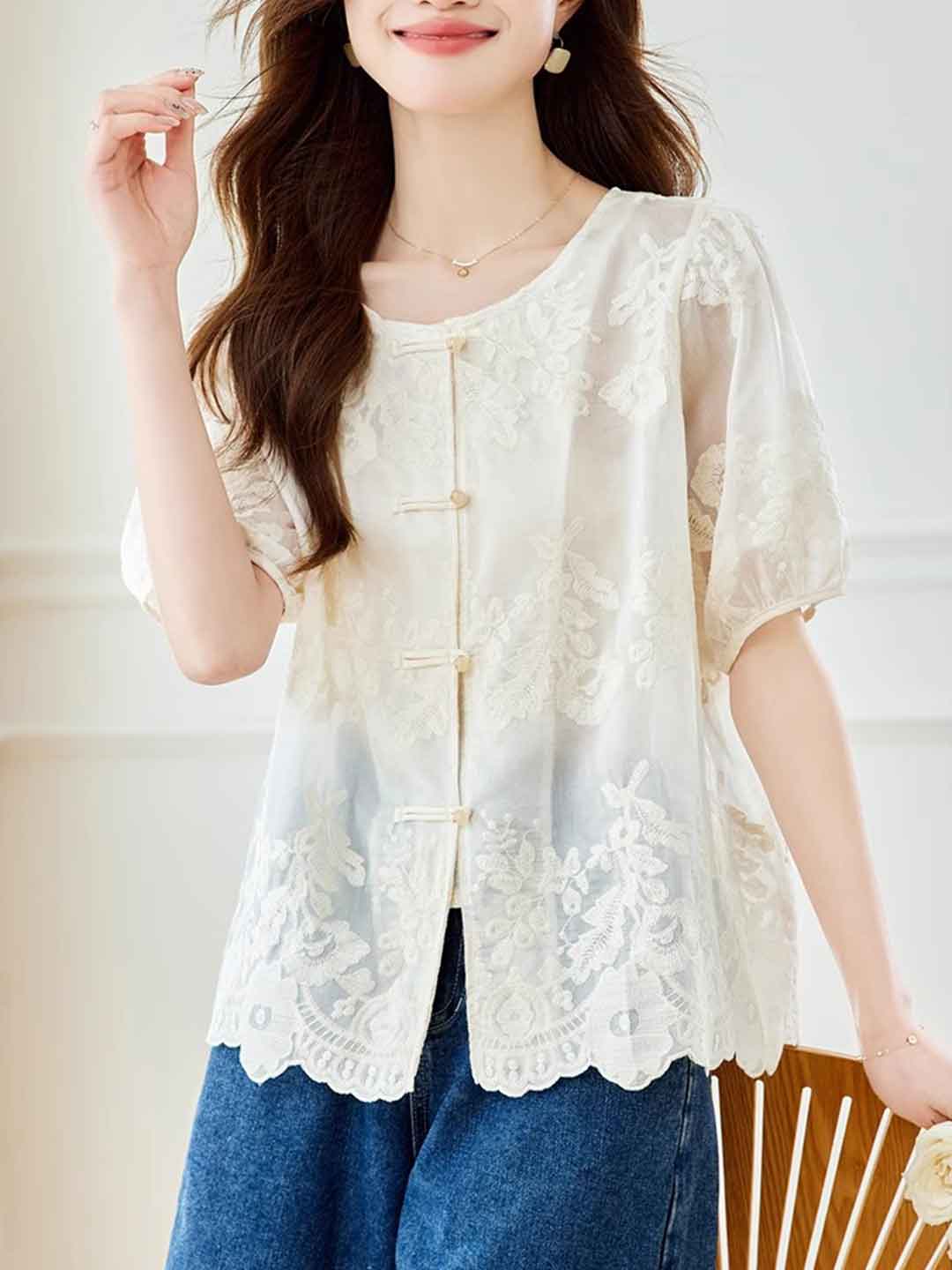 Brianna Retro Crew Neck Embroidered Lace Top