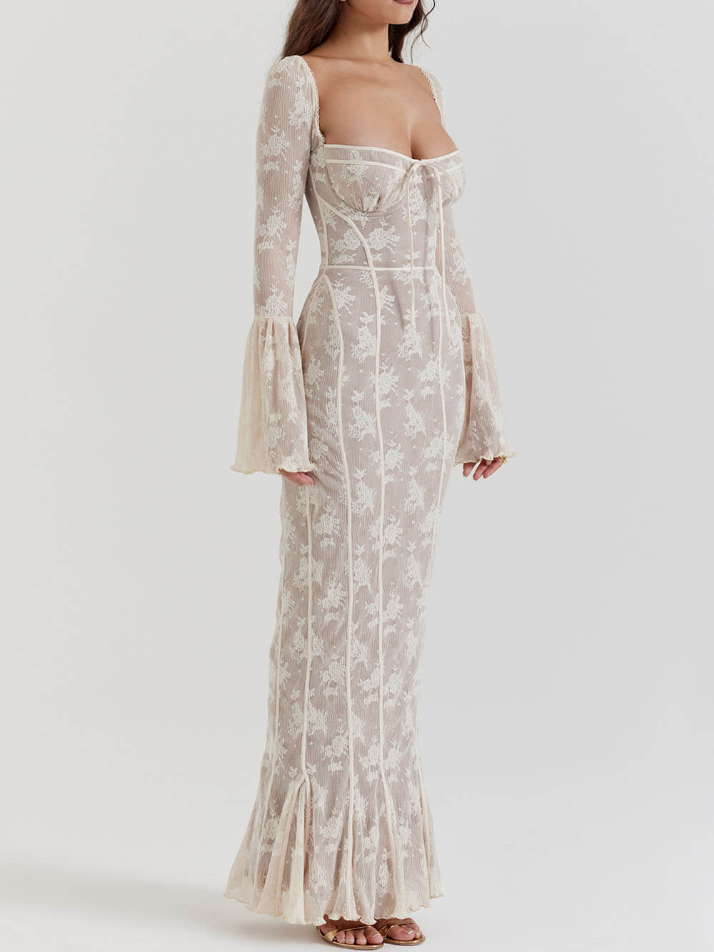 Antoinette-Elegance Lace Maxi Dress