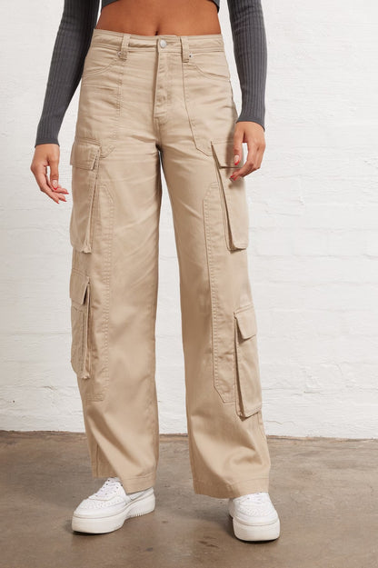 Vintage American High-Waisted Straight Leg Cargo Pant