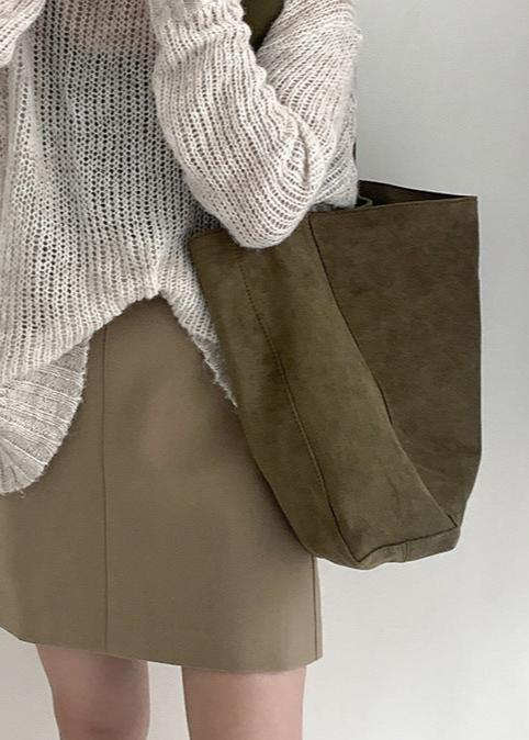 Minimalist-Chic Suede Tote
