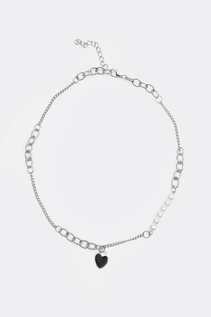 Faux Pearl Heart Pattern Necklace
