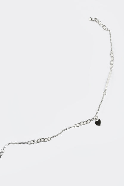 Faux Pearl Heart Pattern Necklace