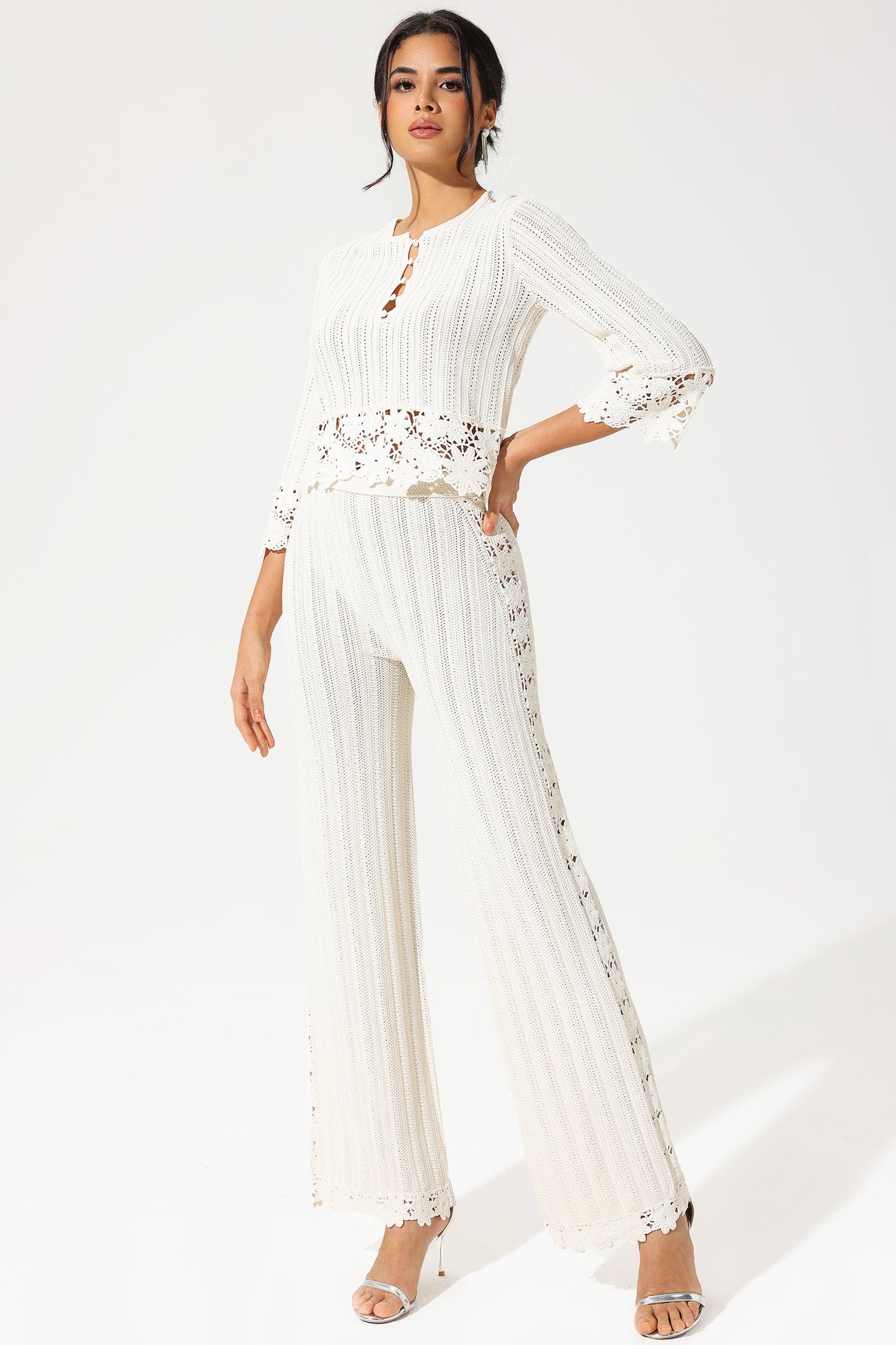 Crew Collar Cut-Out Lace Hem Knit Suit