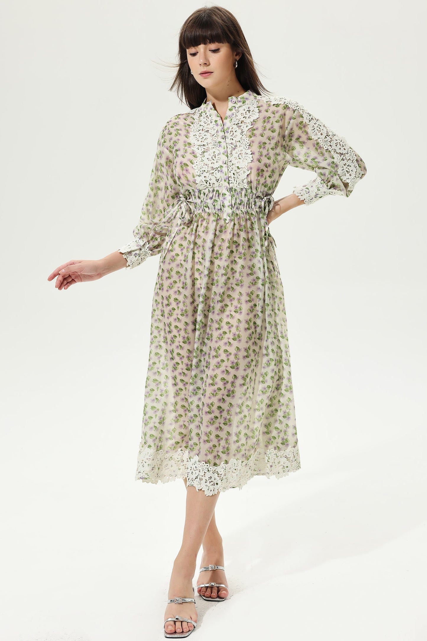 Floral Lantern Sleeve Crew Collar Midi Dress
