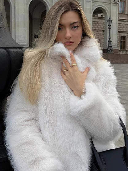 Faux Fur Coat In White Notched Lapel Eco-friendly Winter Jacket For Women 2026
