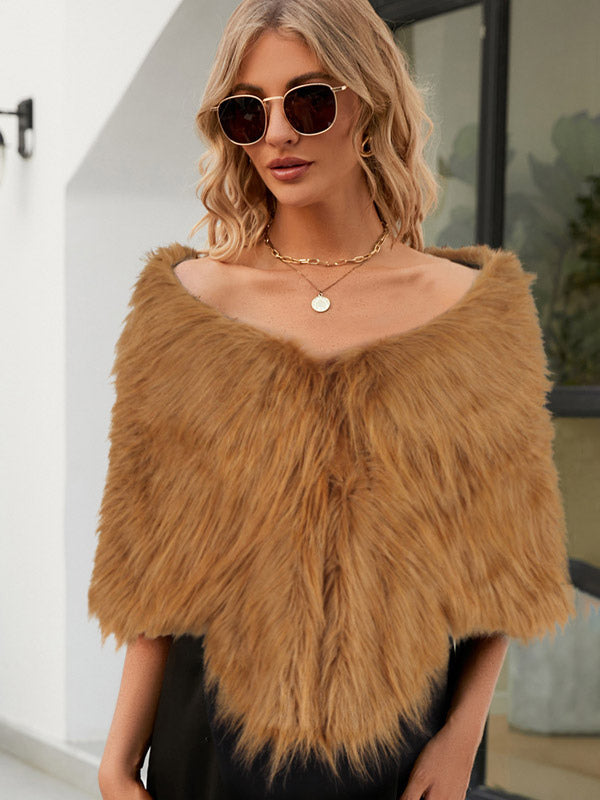 Faux Fur Poncho Bateau Neck Solid Color Fall Winter Women's Cape