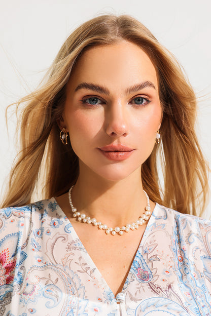 Faux Pearl Pendant Necklace