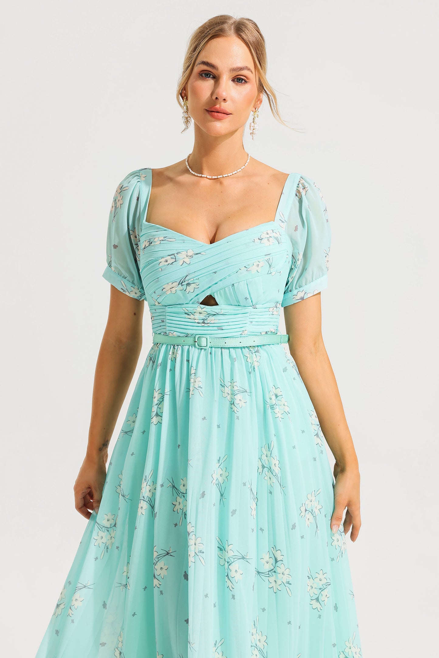 Floral Sweetheart Neck Pleated Midi Dress With Belt