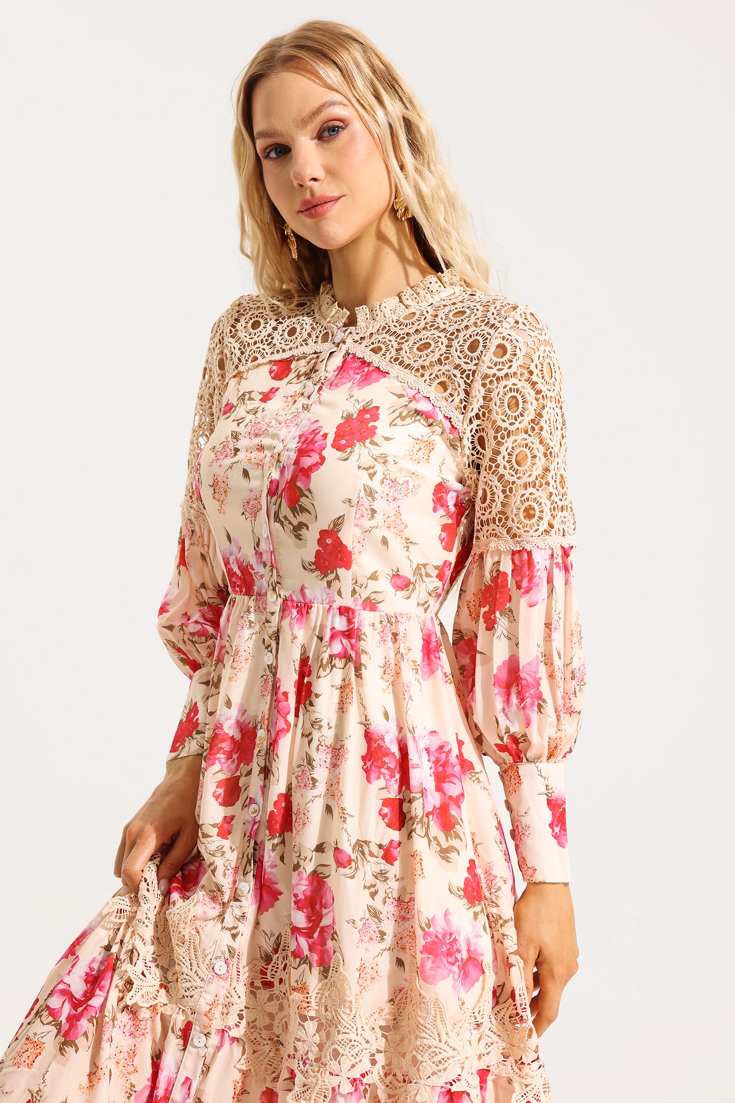 Floral Lace Lantern Sleeve Midi Dress