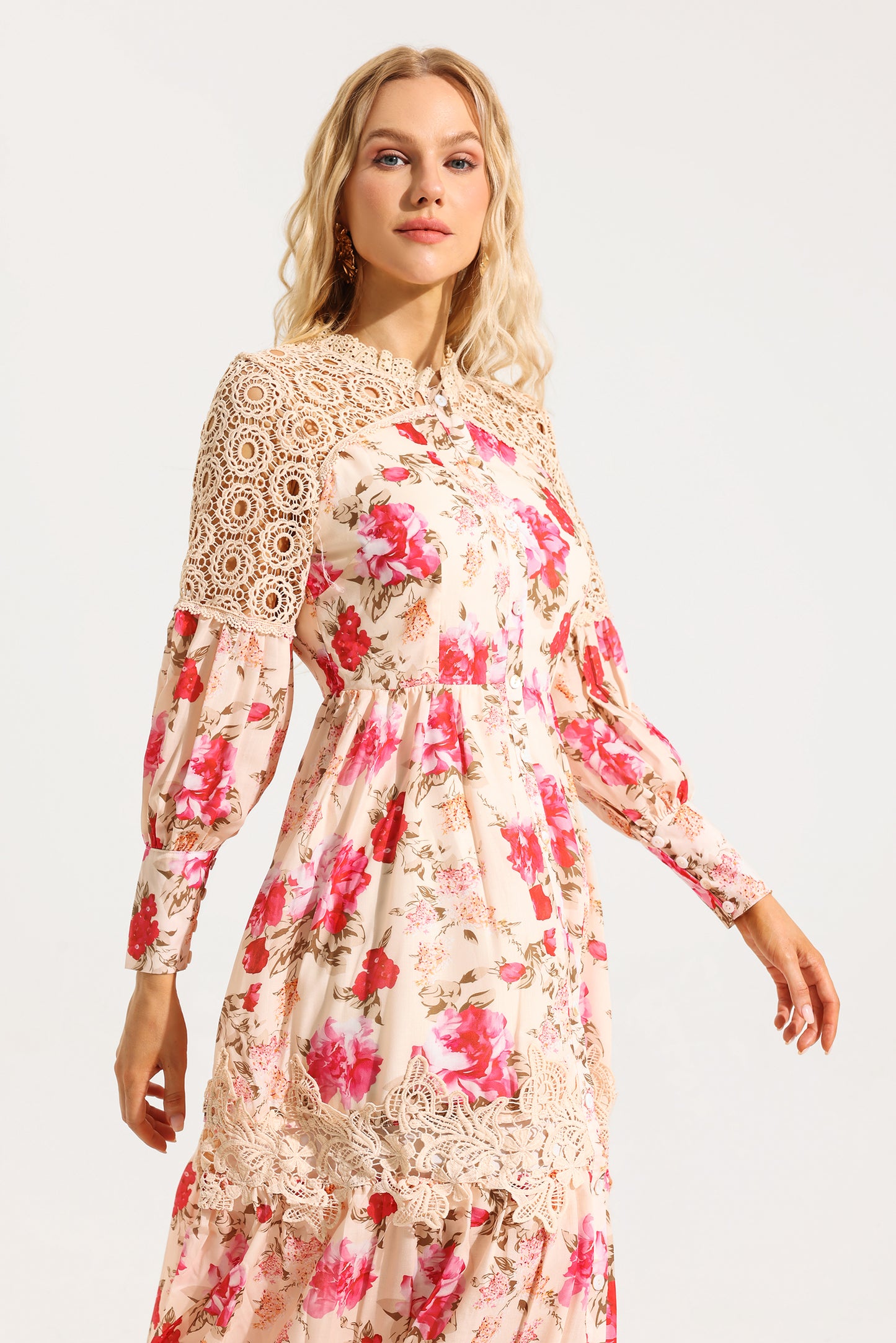 Floral Lace Lantern Sleeve Midi Dress
