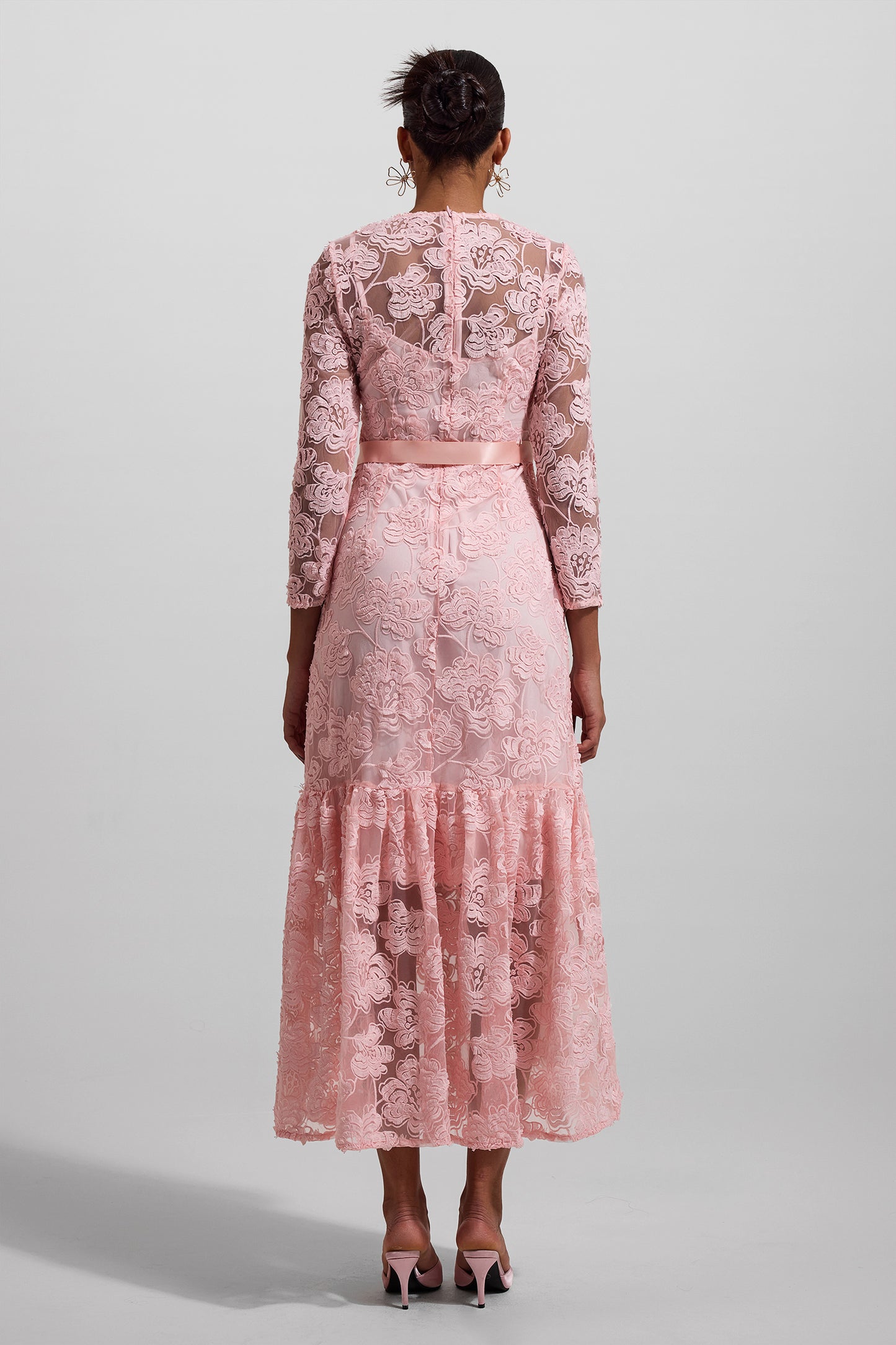 Embroidered Round Neck Long Sleeve Maxi Dress