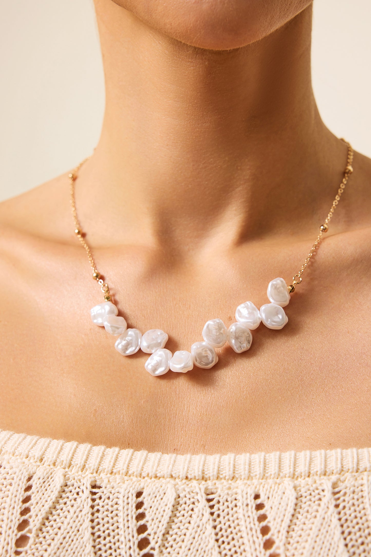 Faux Pearl Metal Chain Necklace