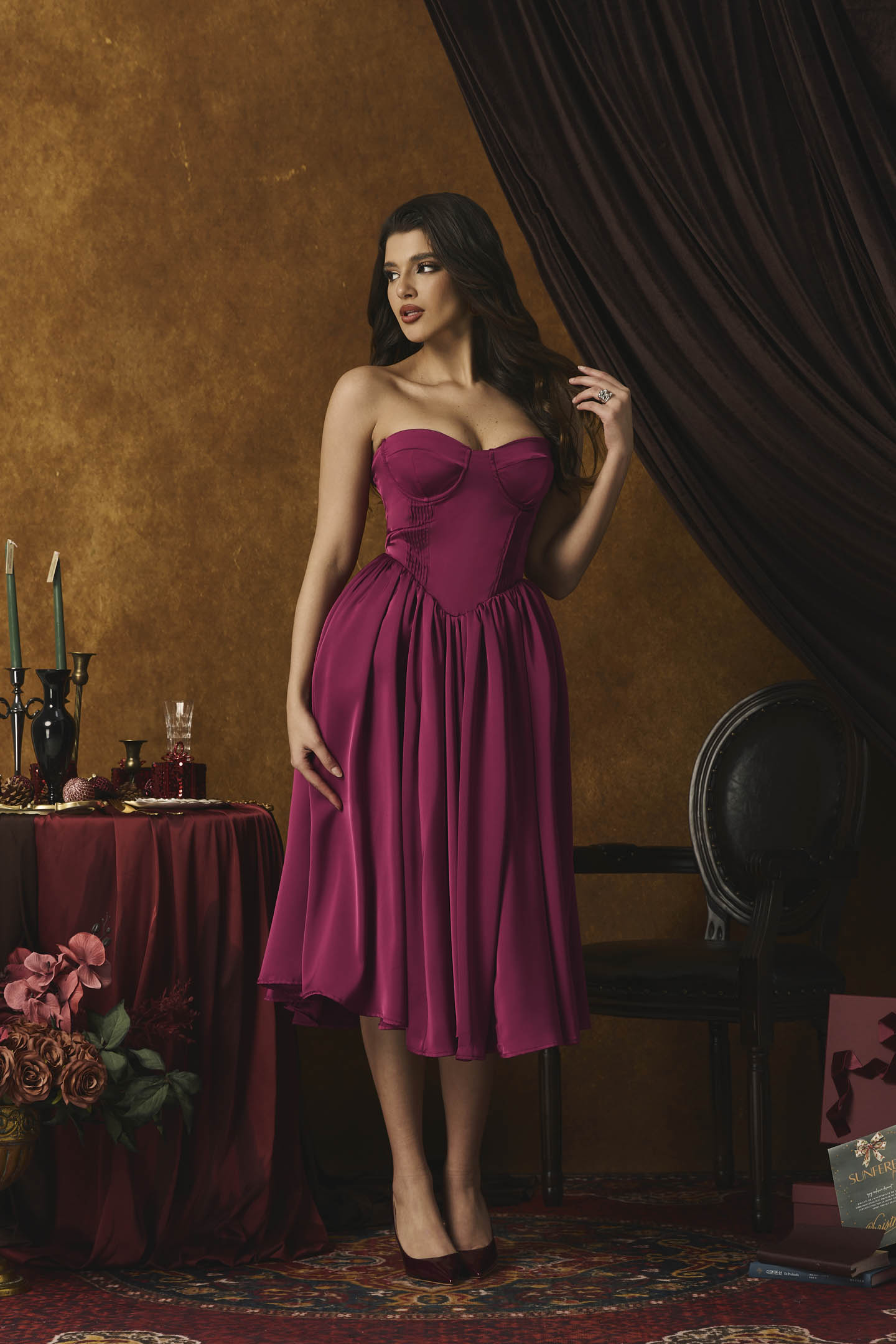 Roxanne Strapless Sweetheart Midi Dress