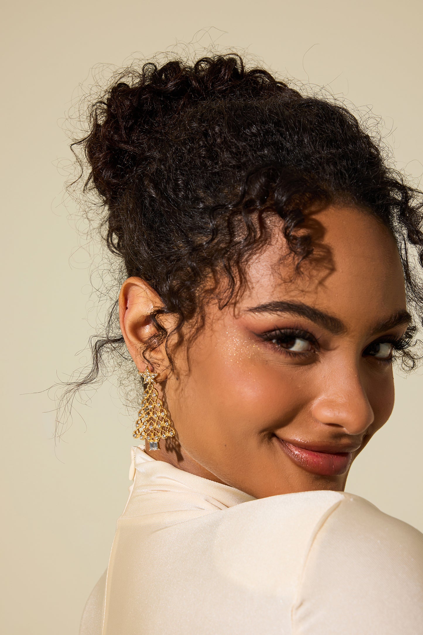 Faux Diamond Christmas Tree Shape Earrings