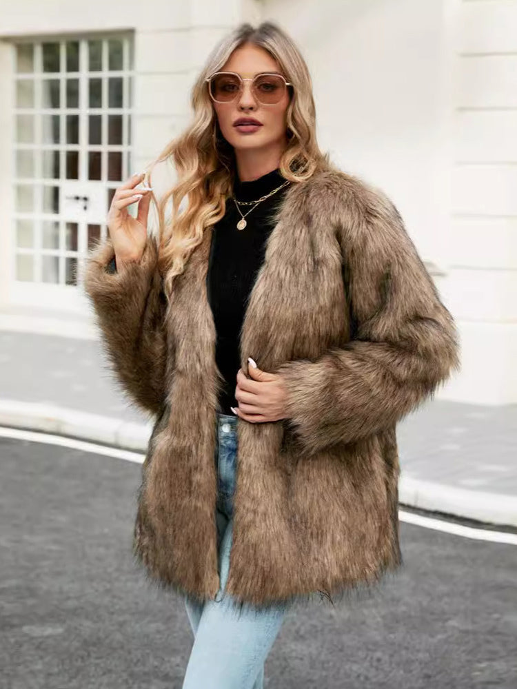 Faux Fur Coats Silver Long Sleeves Women Eco-friendly Fur Coat Coat