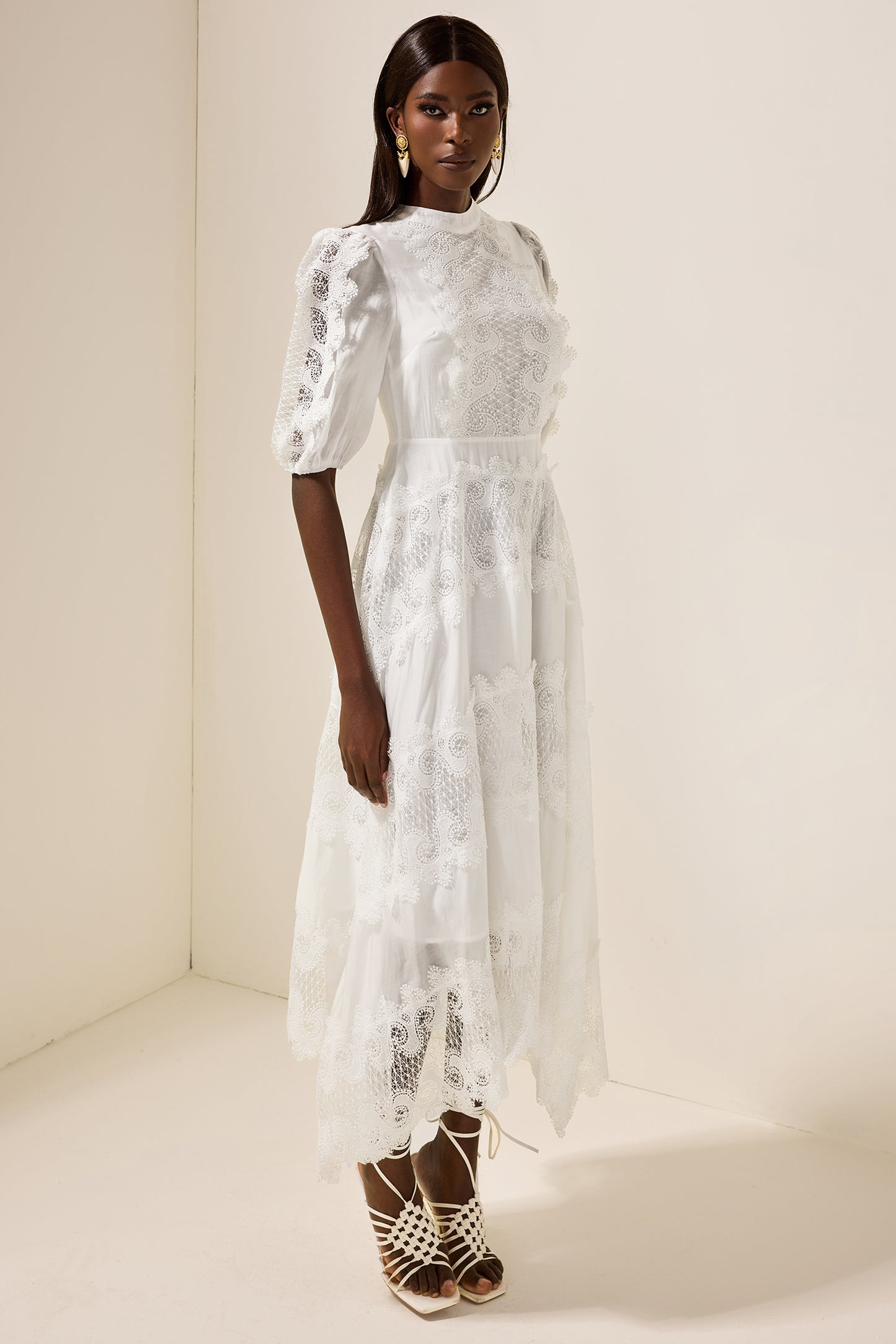 Round Neck Lace Puff Sleeve Midi Dress