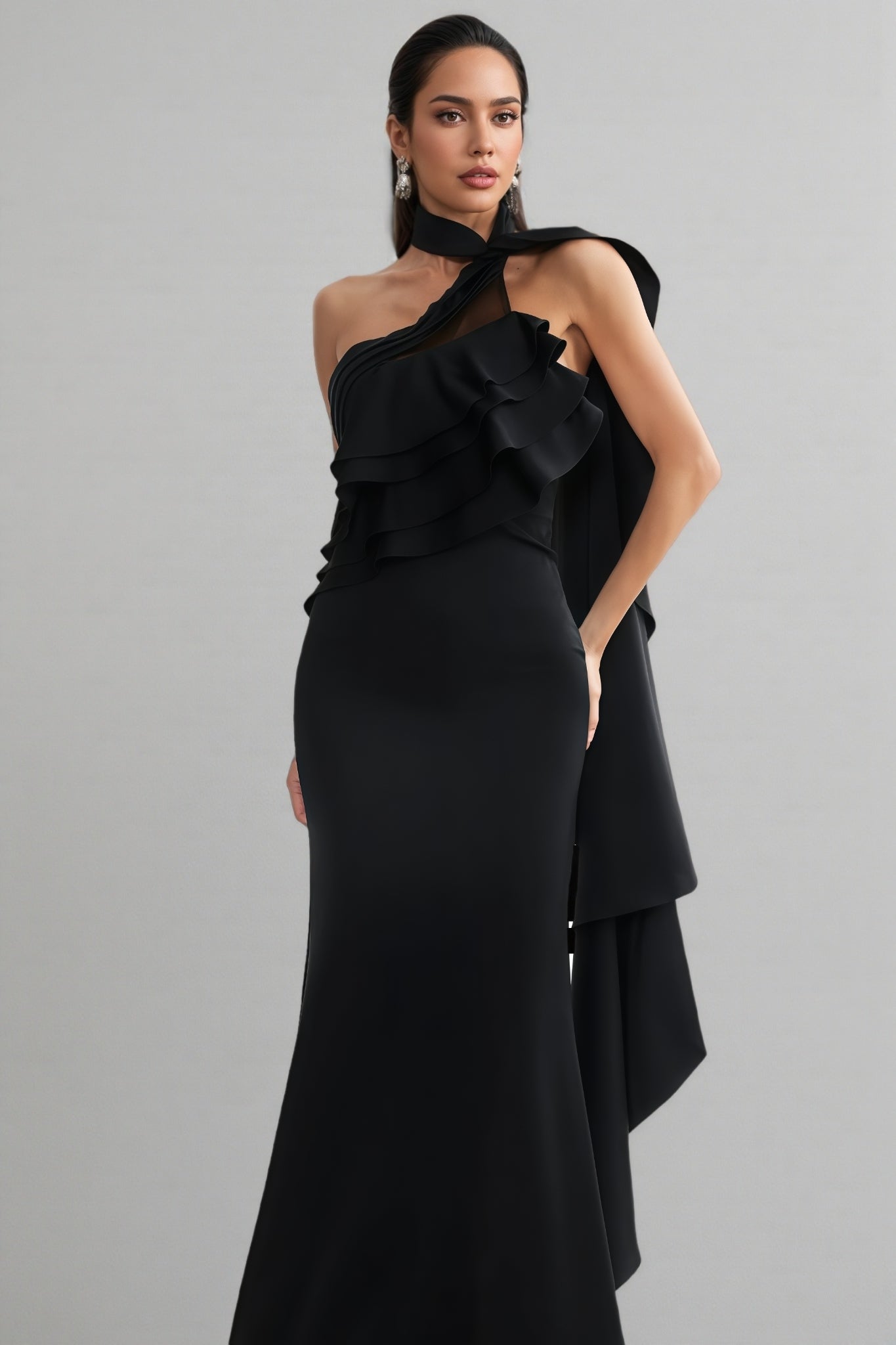 Uerzay Sleeveless Halter Flounce Maxi Dress