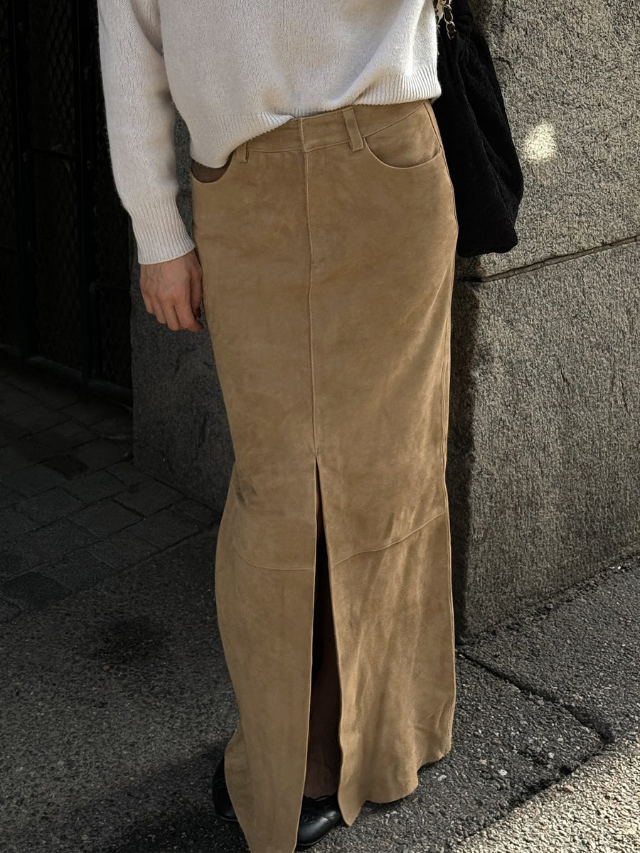 Faux Suede Women Maxi Skirt - Chic Front Slit High Waisted - Quiet Luxury Spring Streetwear 2026