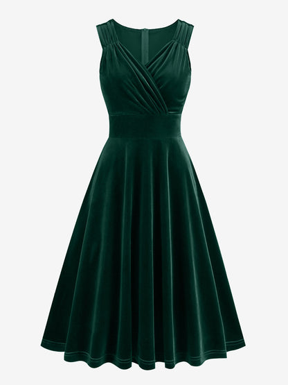 Chic Fitted Burgundy Gown With A Line Skirt Perfect For Evening Events