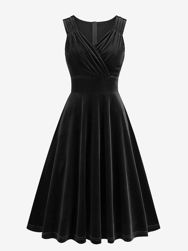 Chic Fitted Burgundy Gown With A Line Skirt Perfect For Evening Events
