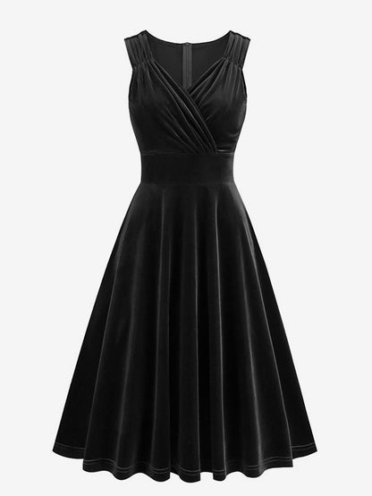 Chic Fitted Burgundy Gown With A Line Skirt Perfect For Evening Events