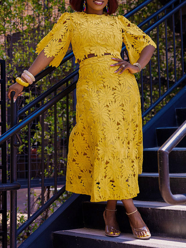 Romantic Yellow Cutout Flower Two Piece Gown For Parties