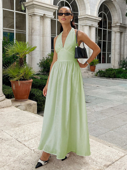 Chic Fitted White Gown With V Neckline Perfect For Summer Events