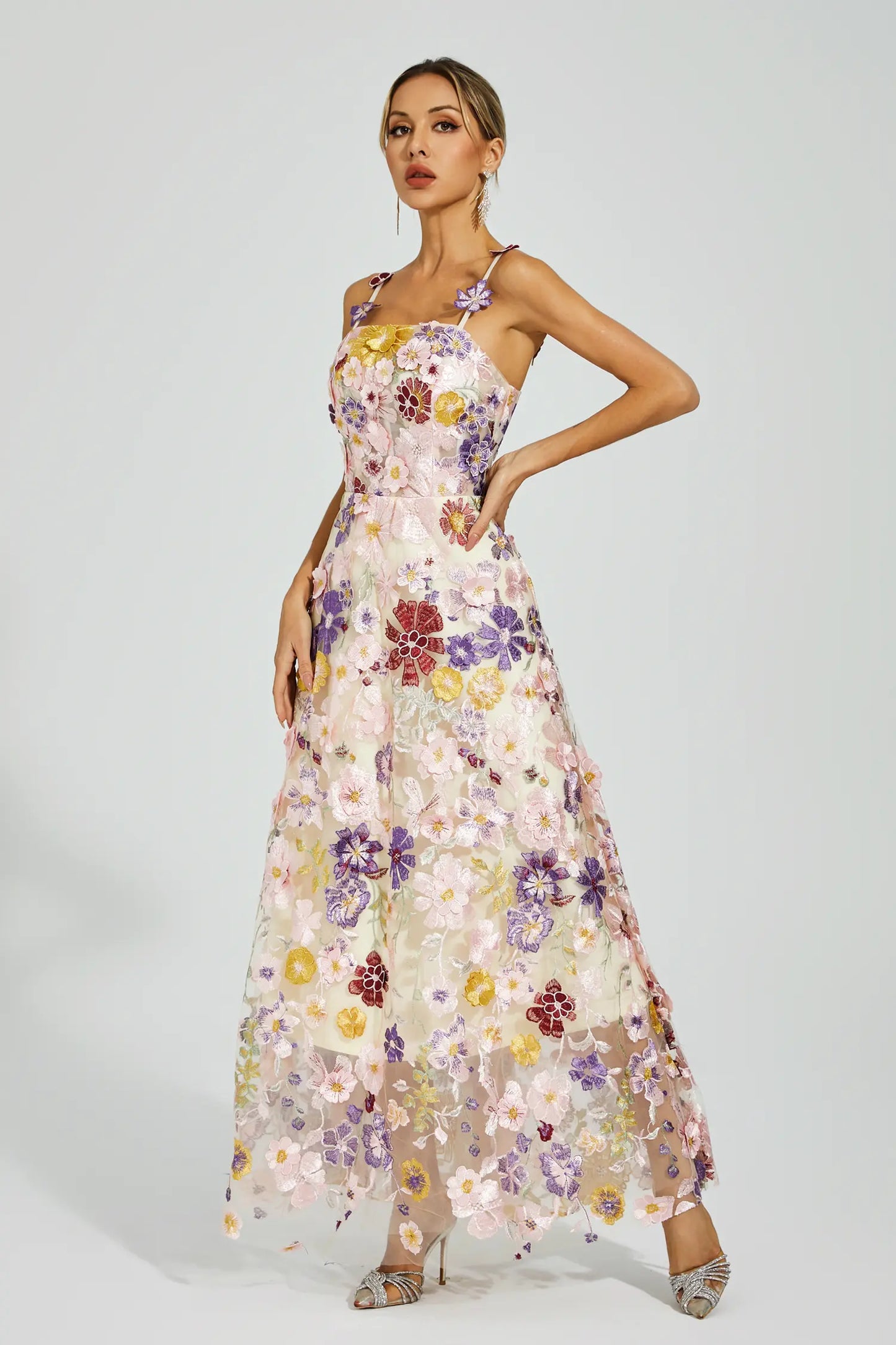 Taytum White Flower Embroidery Maxi Dress