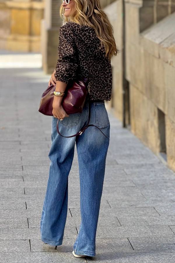 Fashionable Leopard Print Jacket