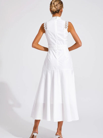 Sleeveless Elegant Long Lace-trimmed Dress