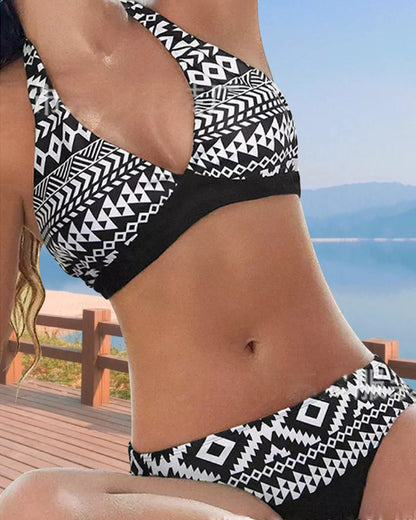 Fabiola® | Bikini With Floral And Geometric Print