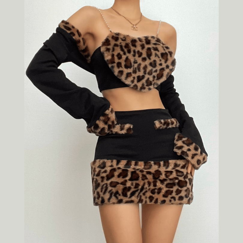 Long sleeve leopard print fluffy shrug sweetheart neck 2 piece mini skirt set