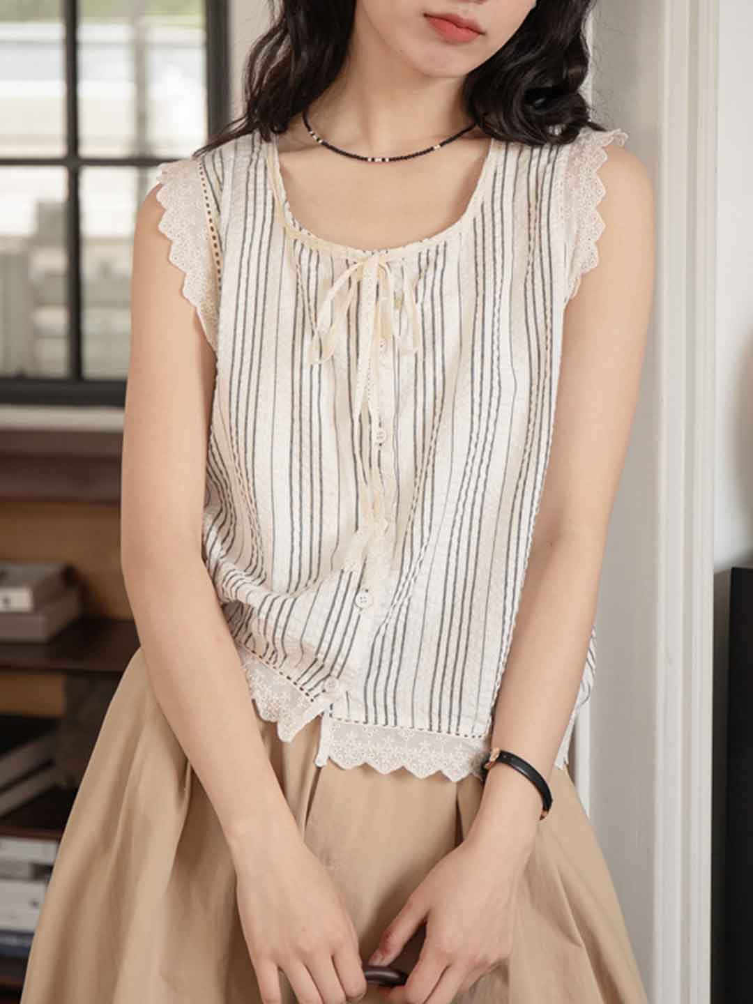 Gianna Vintage Crew Neck Lace Striped Top