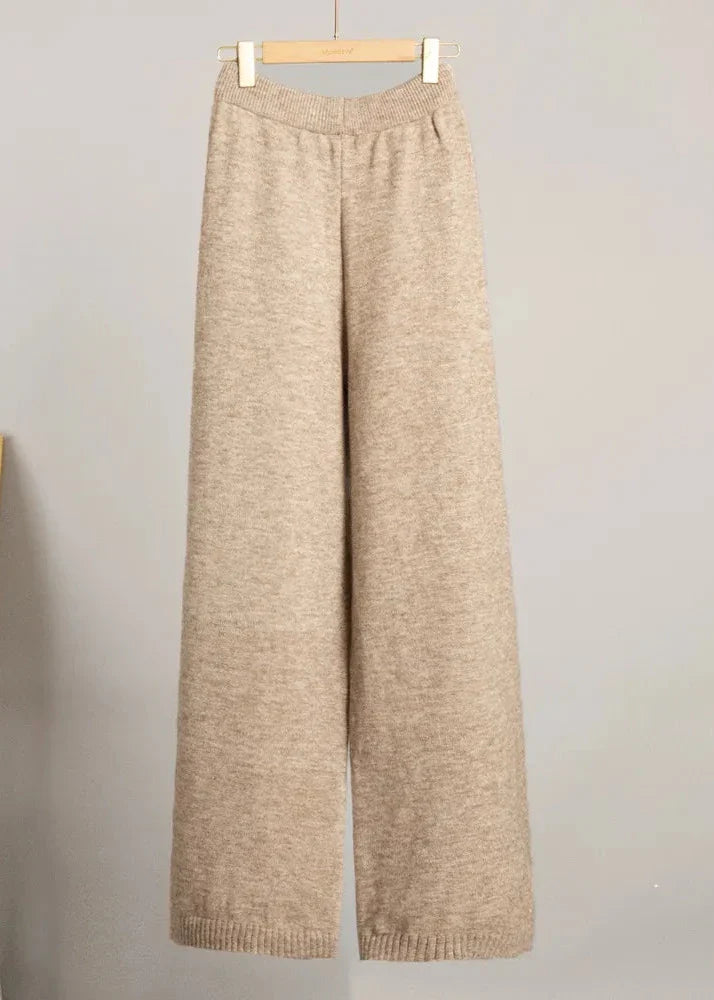 Luxe Comfort - Oversized Knit Sweater and Pants Set