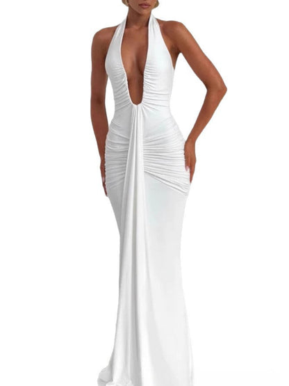 Deep V Halter Neck Gown with Train Elegant Women_Dress